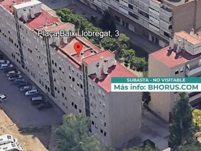 Piso en venta en plaza Baix Llobregat, Sant Andreu de la Barca, de 99 m² 3 habitaciones por 101.900