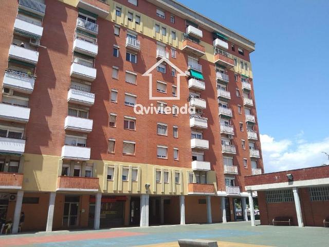 Piso en venta en plaza Can Monic, Granollers, de 91 m² 3 habitaciones por 99.000