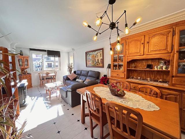Piso en venta en plaza Comte de Reus, Reus, de 120 m² 4 habitaciones por 140.000