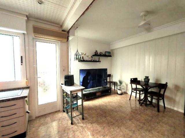 Piso en Venta en Plaza Crevillente Antiguos Juzgados El Asilo
