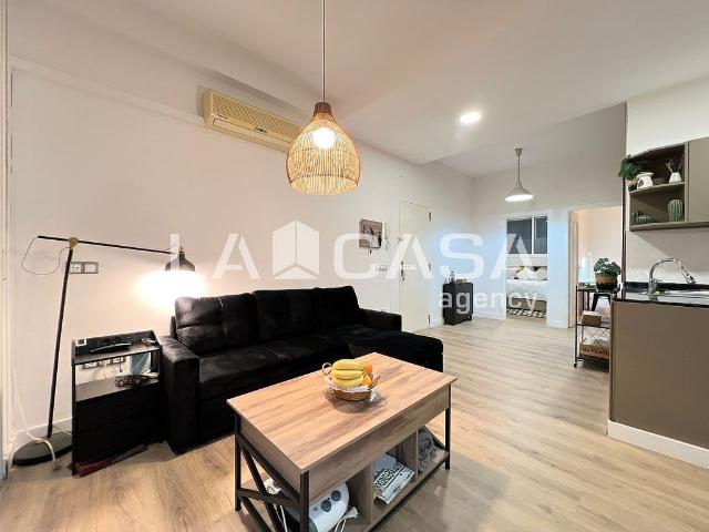 Piso en venta en plaza De la Mercè, Barcelona, de 62 m² 2 habitaciones por 199.900