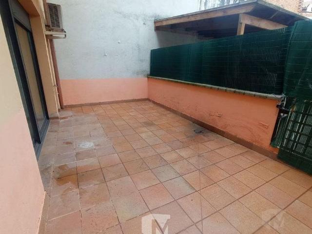 Piso en venta en plaza De la República, Montesquiu, de 90 m² 3 habitaciones por 180.000