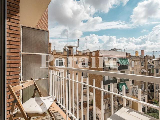 Piso en venta en plaza De Lesseps, Barcelona, de 86 m² 4 habitaciones por 550.000
