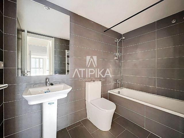 Piso en venta en plaza De Pau Vila, Barcelona, de 87 m² 2 habitaciones por 475.000