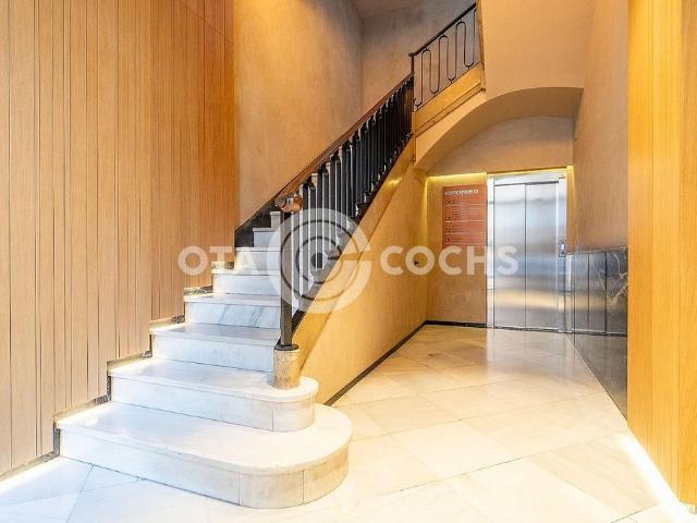 Piso en venta en plaza De Prim, Reus, de 298 m² 5 habitaciones por 390.000