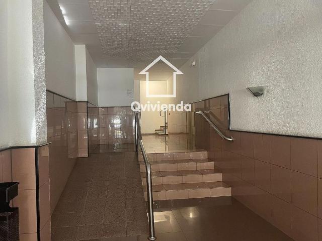 Piso en venta en plaza De Serrat i Bonastre, Granollers, de 70 m² 4 habitaciones por 240.000