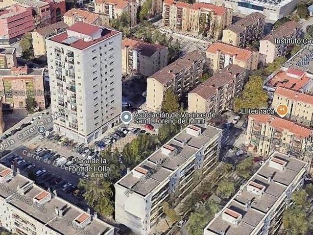 Piso en venta en plaza Del Mil·Lenari, Terrassa, de 64 m² 3 habitaciones por 104.000