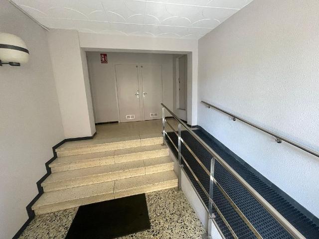 Piso en venta en plaza Del Sol, Manresa, de 71 m² 2 habitaciones por 125.000