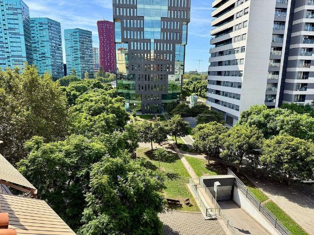 Piso en venta en plaza D'europa, Hospitalet de Llobregat, L´, de 76 m² 3 habitaciones por 290.000
