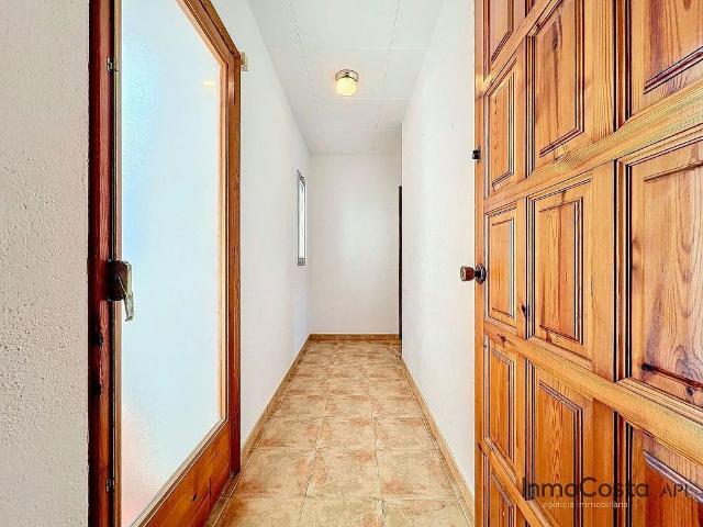 Piso en venta en plaza Doctor Fleming, Torroella de Montgrí, de 80 m² 2 habitaciones por 159.000