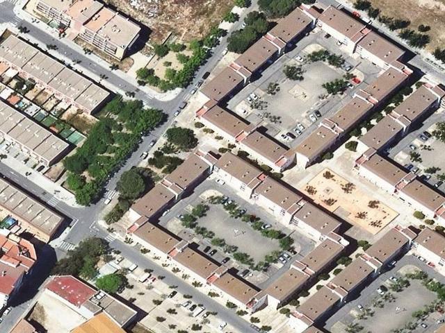 Piso en venta en plaza Juan Ramon Jiménez, Constantí, de 93 m² 3 habitaciones por 60.200