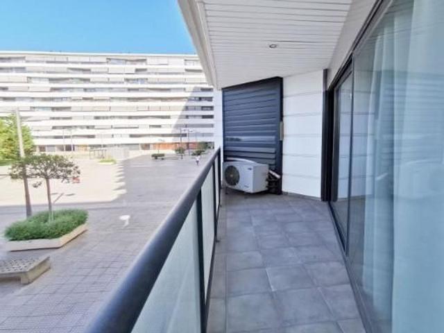 Piso en venta en plaza Joan Cornudella, Barcelona, de 88 m² 2 habitaciones por 425.000