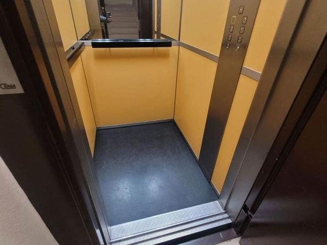 Piso en venta en plaza Santa Anna, Martorell, de 120 m² 4 habitaciones por 299.000