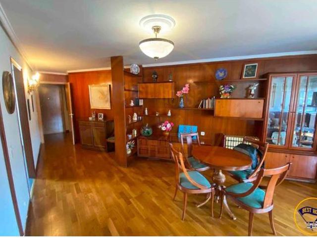 PISO EN VENTA EN PLENO CENTRO DE CUENCA