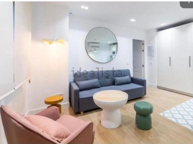 PISO EN VENTA EN PLENO CENTRO PRÓX. AL MAR