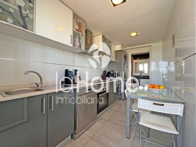 Piso en venta en Pobla de Vallbona la, Núcleo Urbano. TODO LO QUE NECESITAS CERCA DE TI. Pisos Pobla de Vallbona.