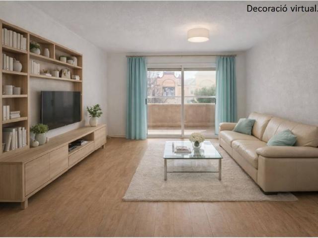 Piso en Venta en Poble Nou