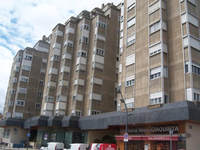 Piso en Venta en Polideportivos Asperon Mariano Vicen
