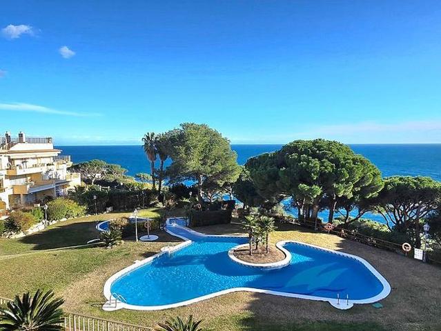 Piso en venta en polígono Cr St Feliu a St, Sant Feliu de Guíxols, de 134 m² 3 habitaciones por 578.000