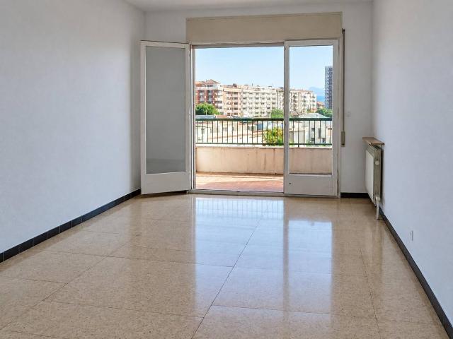 Piso en Venta en Ponent Set Camins