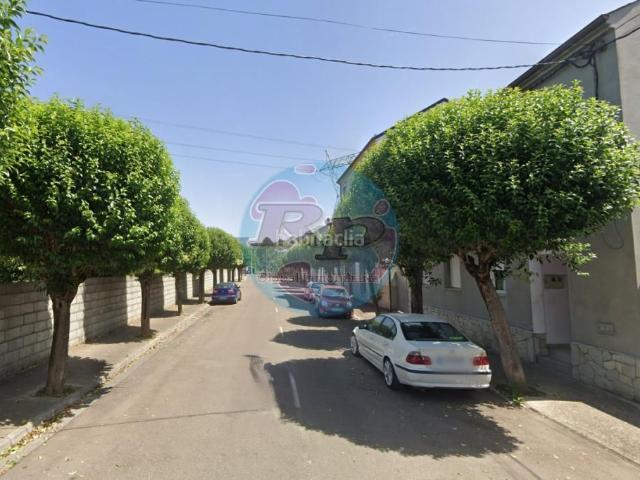 Piso en venta en Ponferrada, Compostilla Columbrianos. Pisos.