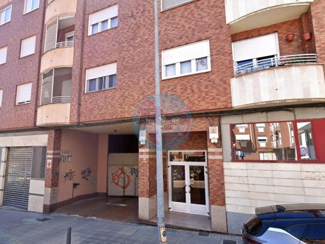 Piso en venta en Ponferrada, Centro. Pisos.