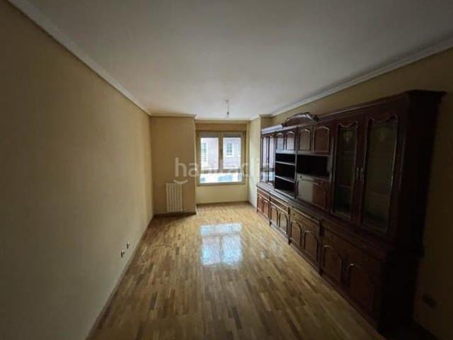 Piso en venta en Ponferrada, Centro. Solvia Inmobiliaria Piso Ponferrada. Pisos.