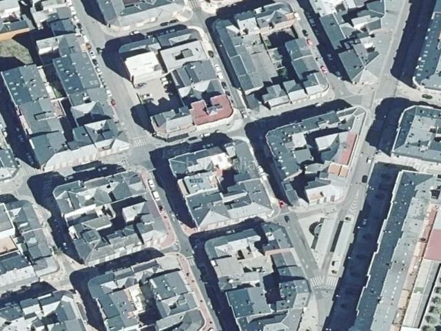 Piso en venta en Ponferrada, Centro. Venta de Piso en Valdes, Ponferrada León. Pisos.