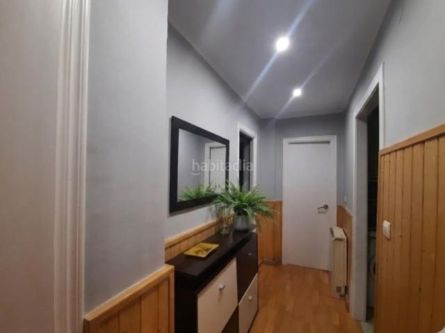 Piso en venta en Ponferrada, Flores de Sil La Placa. Oportunidad tanto para vivir como para inversión! RENTABILIDAD DE DOBLE DÍGITO. Pisos.