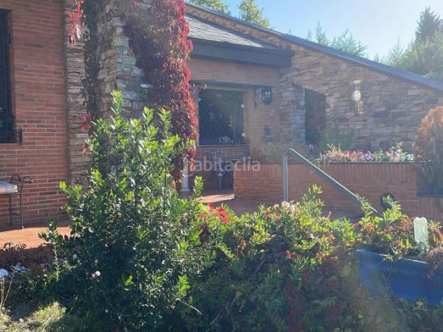 Piso en venta en Ponferrada, Urbanización Patricia Campo. Venta de Nuda Propiedad Chalet Independiente Urb. Patricia en Ponferrada. Pisos.