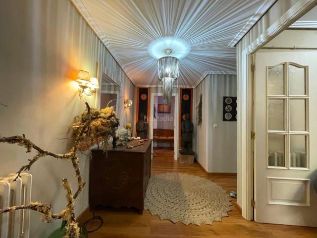 Piso en venta en Ponferrada, Zona Alta. SE VENDE PISO SOLEADO CON TERRAZA EN ZONA ALTA. Pisos.