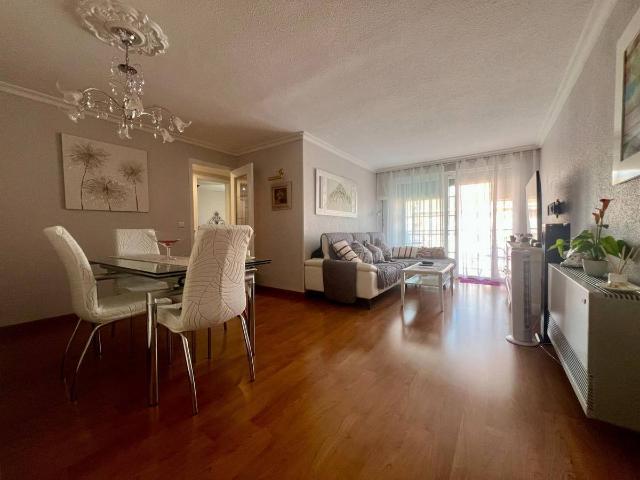 Piso en Venta en Poniente Norte Miralbaida Parque Azahara