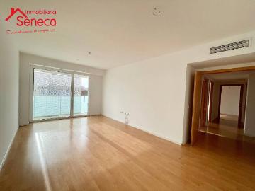Piso en Venta en Poniente Norte Miralbaida Parque Azahara