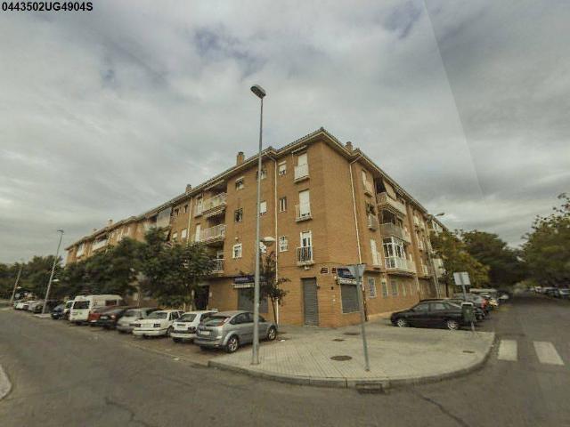 Piso en Venta en Poniente Norte Miralbaida Parque Azahara
