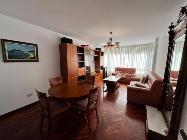 Piso en venta en Ponteceso. Pisos.