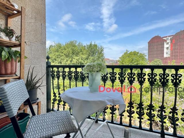 Piso en venta en Ponteareas. Hogar, comodidad y la mejor ubicación vive el centro de Ponteareas como siempre imaginaste. Pisos.
