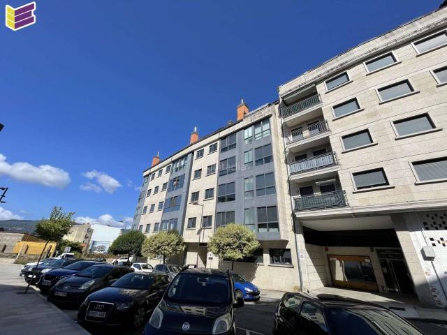 Piso en venta en Porriño O. Amplia vivienda de 3 dormitorios en el centro de Porriño. Pisos Porriño.
