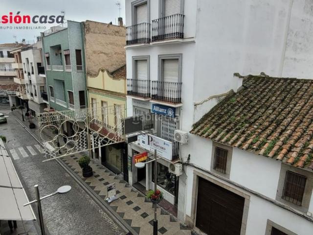 Piso en venta en Pozoblanco. SE VENDE PISO CENTRICO PARA REFORMAR. Pisos.