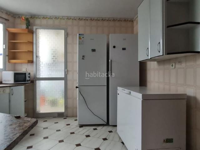 Piso en venta en Pozoblanco. Venta de piso con cochera en Pozoblanco. Pisos.