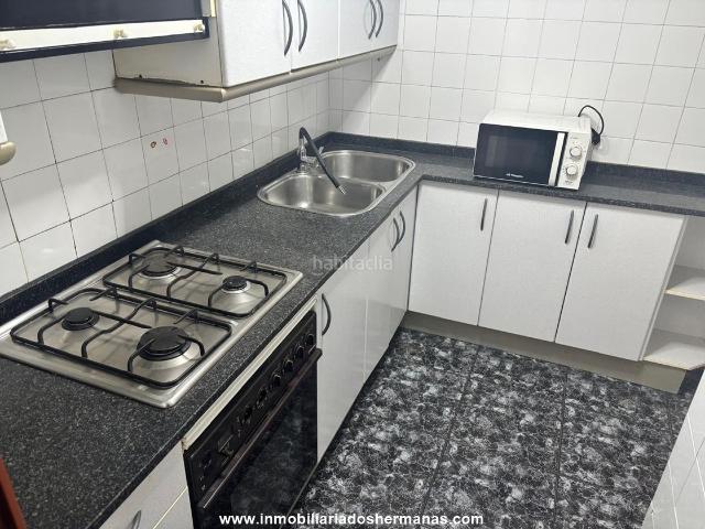 Piso en venta en Prat de Llobregat El, Estruch Eixample. PISO ACTUALIZADO EN ZONA MARINA. Pisos Prat de Llobregat.