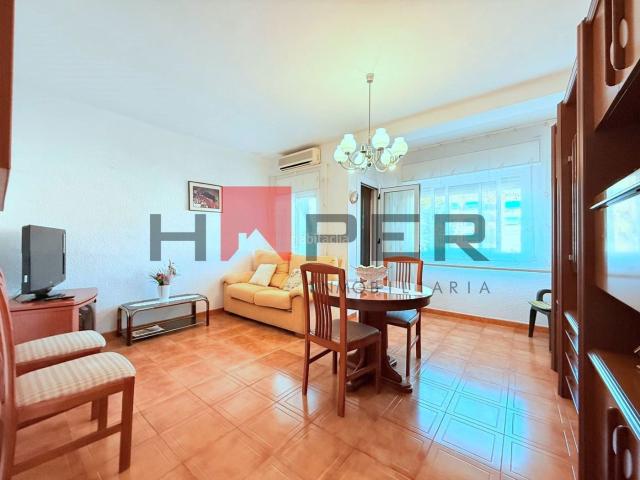 Piso en venta en Prat de Llobregat El, Estruch Eixample. Piso exterior con balcón a escasos metros de la Plaza Blanes. Pisos Prat de Llobregat.