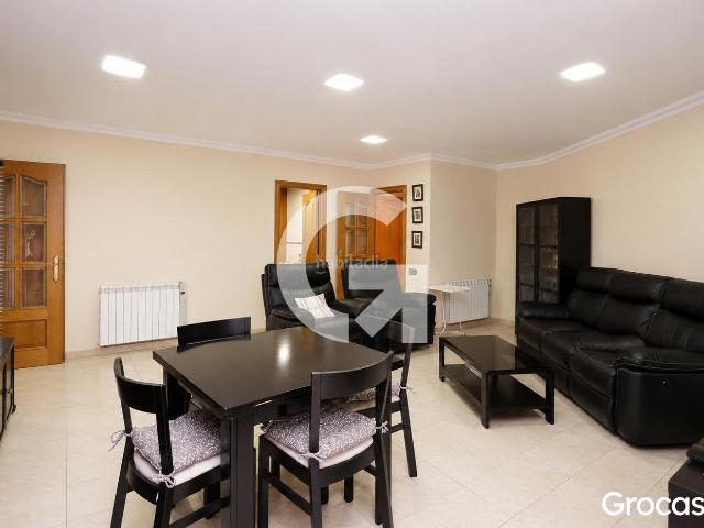 Piso en venta en Prat de Llobregat El, Sagnier Plaça de Catalunya. ESPECTACULAR PISO DE 3 HABITACIONES Y EXCELENTE DISTRIBUCIÓN EN EL PRAT. Pisos Prat de Llobregat.