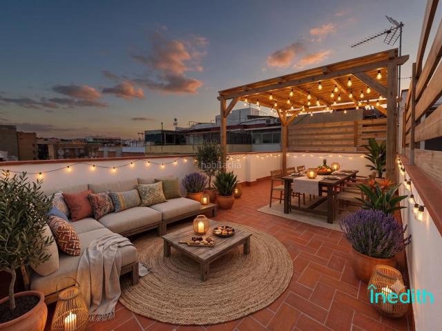 Piso en venta en Prat de Llobregat El, Sagnier Plaça de Catalunya. Piso de 3 habitaciones con gran terraza al lado Plaza Catalunya El Prat. Pisos Prat de Llobregat.