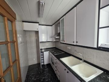 Piso en venta en Premià de Dalt. Luminoso piso totalmente exterior en el barrio de Cotet. Pisos Premià de.