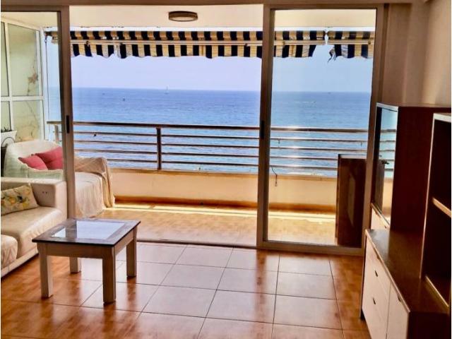 Piso en venta en primera línea. La Isleta