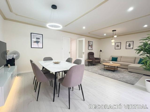 Piso en Venta en Príncep de Viana Clot Xalets Humbert Torres