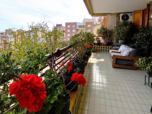 Piso en Venta en Príncep de Viana Clot Xalets Humbert Torres