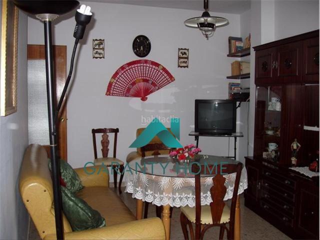 Piso en venta en Priego de Córdoba. Piso de 4 habitaciones con patio y terraza Centro de Priego de Córdoba. Pisos Priego de.