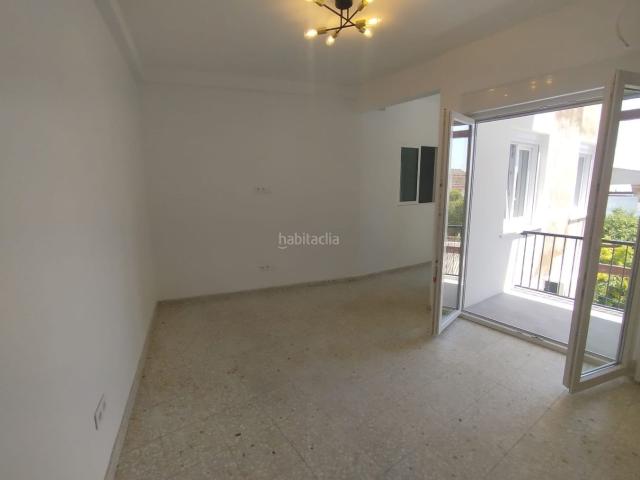 Piso en venta en Quintanar de la Orden. Luminoso piso reformado de 4 dormitorios en el centro de Quintanar. Pisos Quintanar de la.