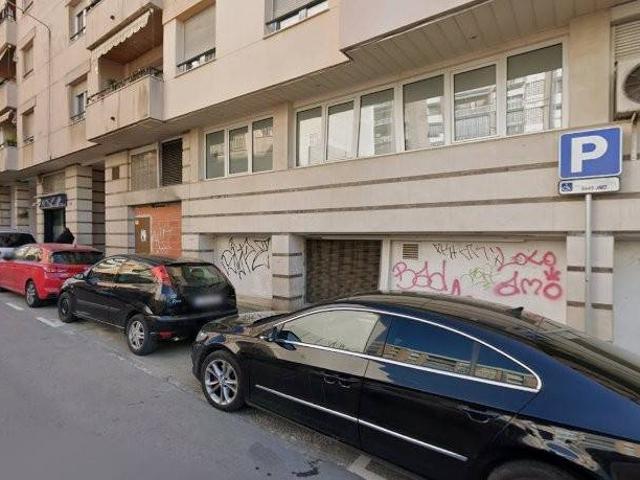 Piso en Venta en Rubí